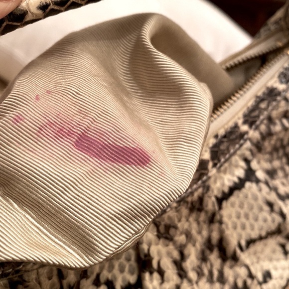 50% off.. 
BADGLEY MISCHKA vintage. Genuine snakeskin bag - Picture 11 of 12